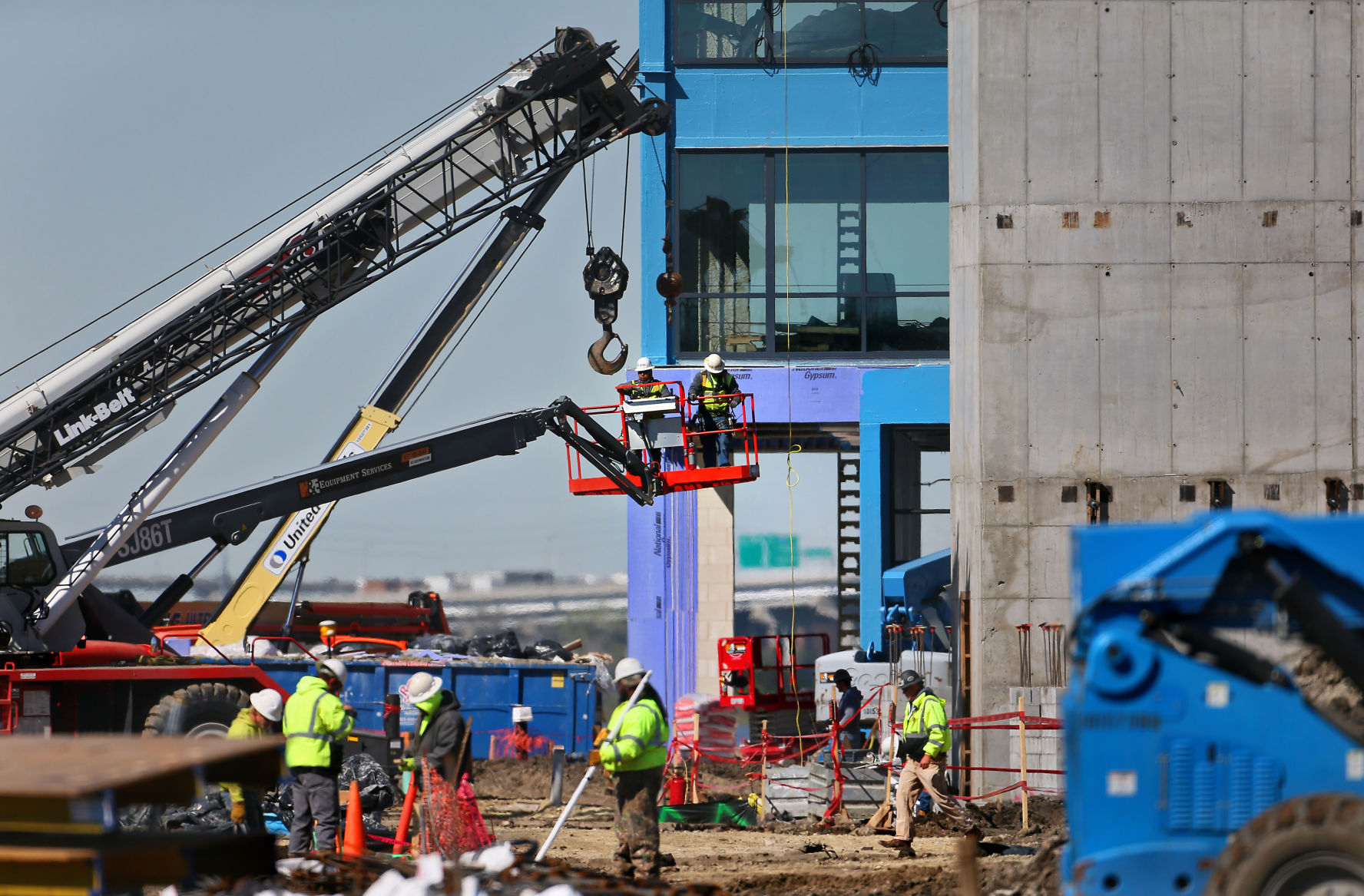 commercial below economy construction.jpg